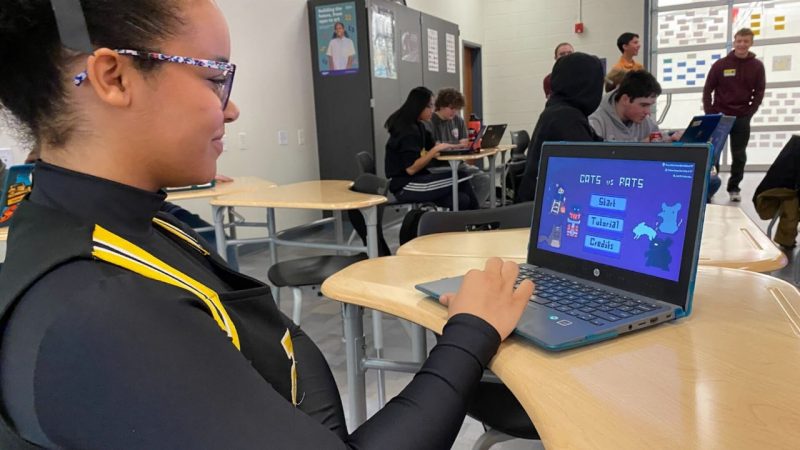 An FCHS student plays a game programmed by the Virginia Tech Game Development Program