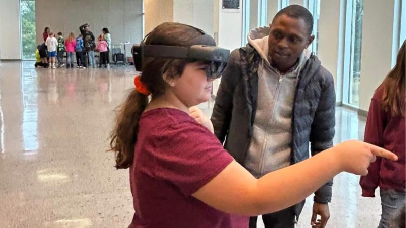 The School of Construction showed students how VR is used to learn more about the construction industry.